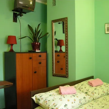 Pomian Han/Misafirhane 2*